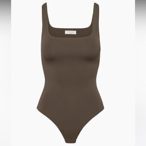 Babaton Contour Square Neck bodysuit